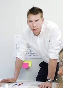 Ch-consulting - Comment le management participatif peut-il améliorer la motivation de vos équipes en 2025 ? - Featured Image 1